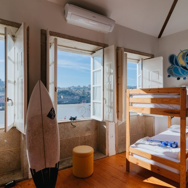 happy-porto-hostel-porto-hostels-porto-elcamino-santiago-jakobs-weg-st-james-way-hostels-in-porto-hostels-porto-hostels
