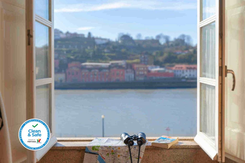 happy-porto-hostel-porto-hostels-porto-ribeira
